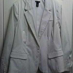 NWOT-Suit jacket